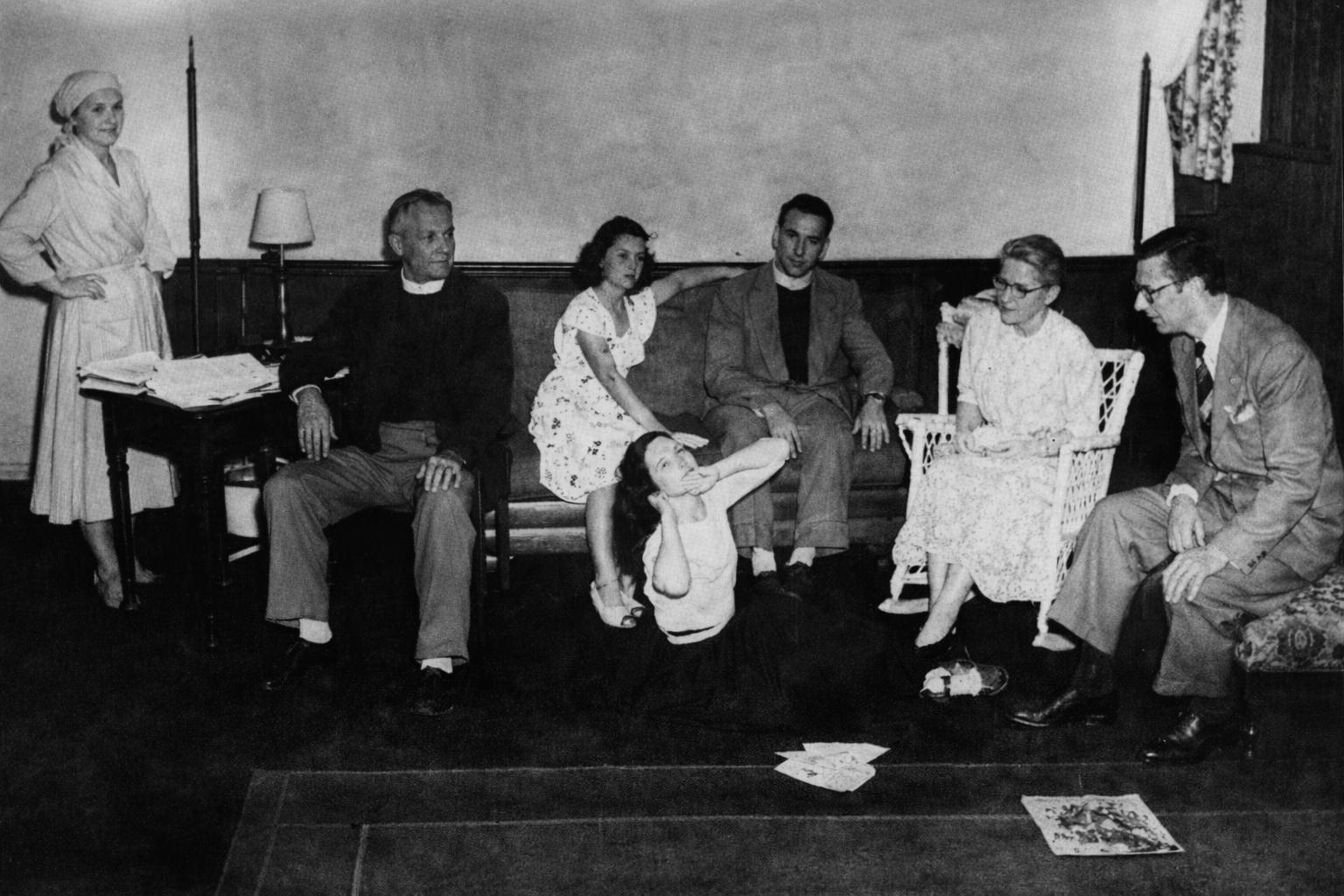 Cast photo for Yes and No